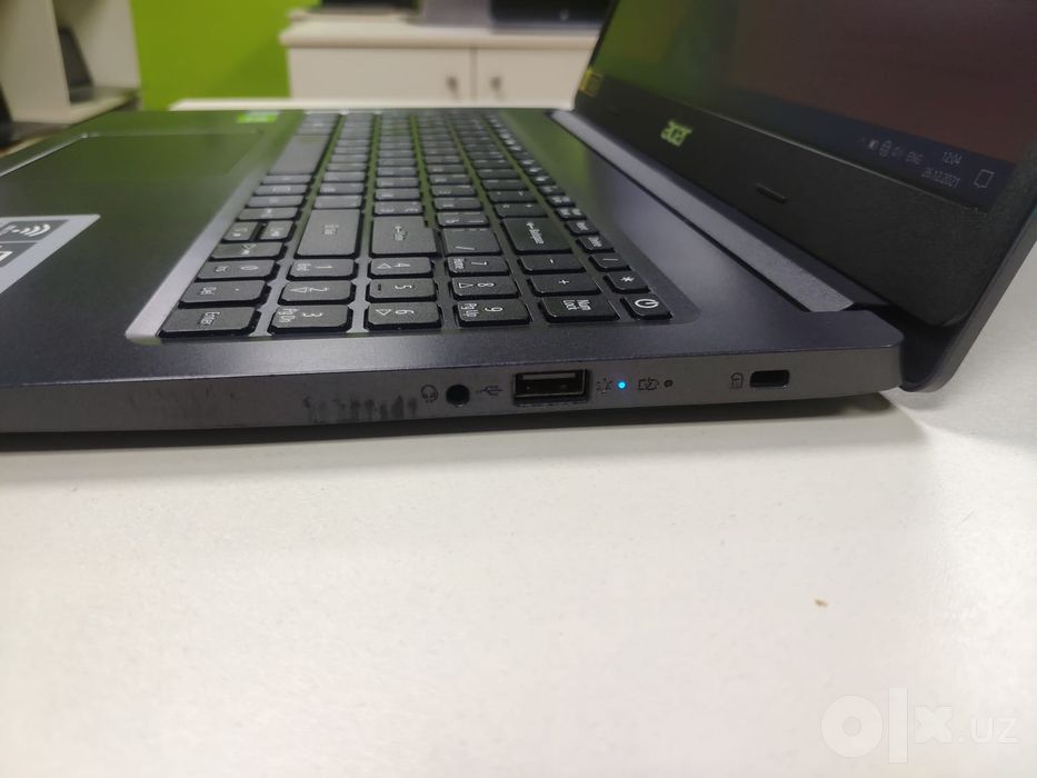Aser i3 8145u ddr4 8Gb m2.120Gb+1Tb NvidiamX130 .2Gb
