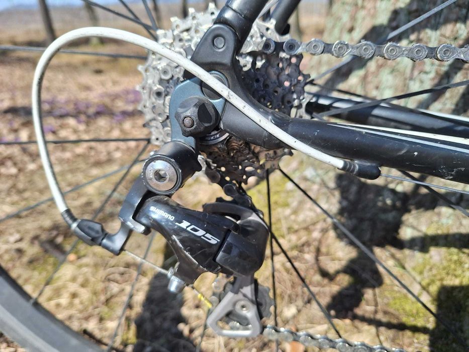 Cursiera SPECIALIZED, furca carbon, echipare Shimano 105, Marime 56(L)