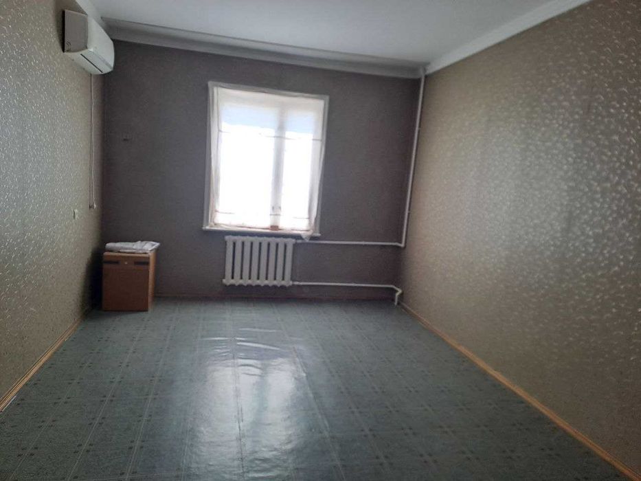 Яшнобадский район. Куйлюк - центр. Квартира 4 комнатная