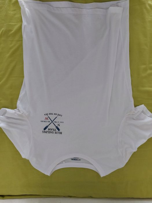 Vând Tricou Alb Lcw