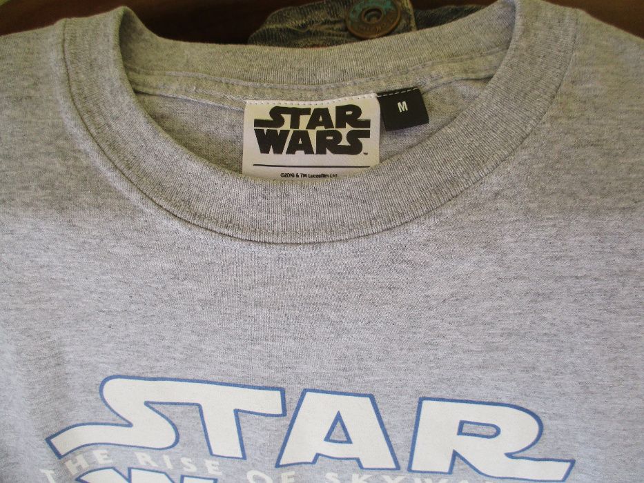 Оригинална тениска на последния Star Wars (размер М)
