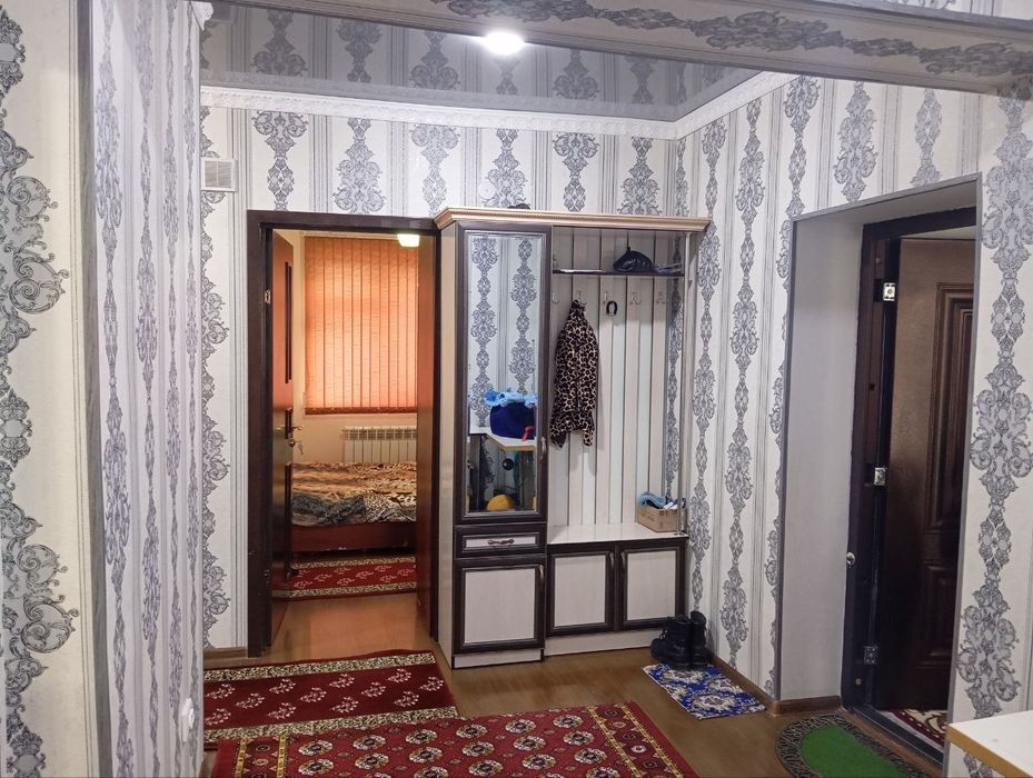 3 xonali kvartira ijaraga beriladi.