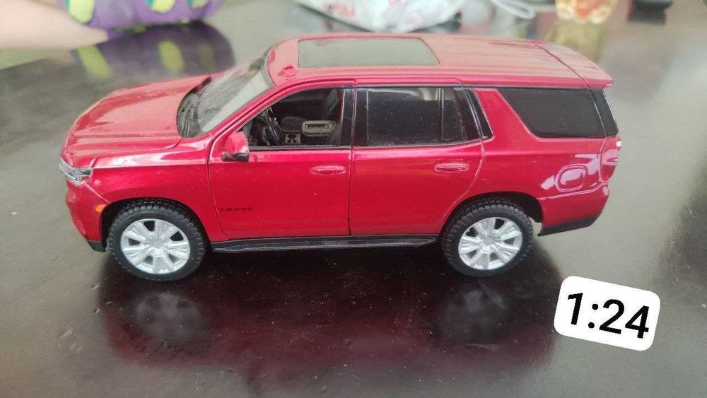 Продам модельки масштаб 1:24