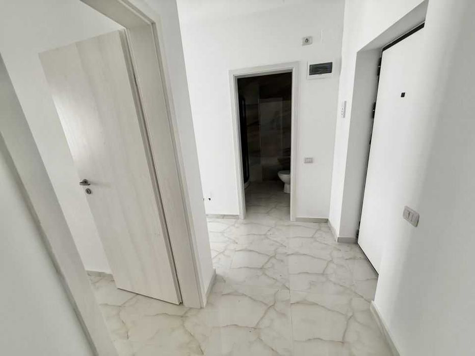 Garsoniera cartier Militari Residence - mutare imediata!!