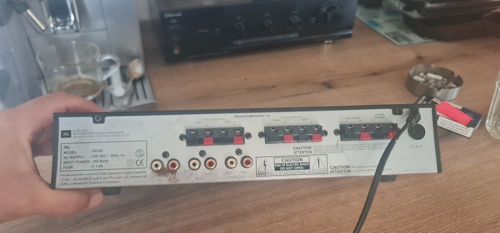 Amplificator stație JBL