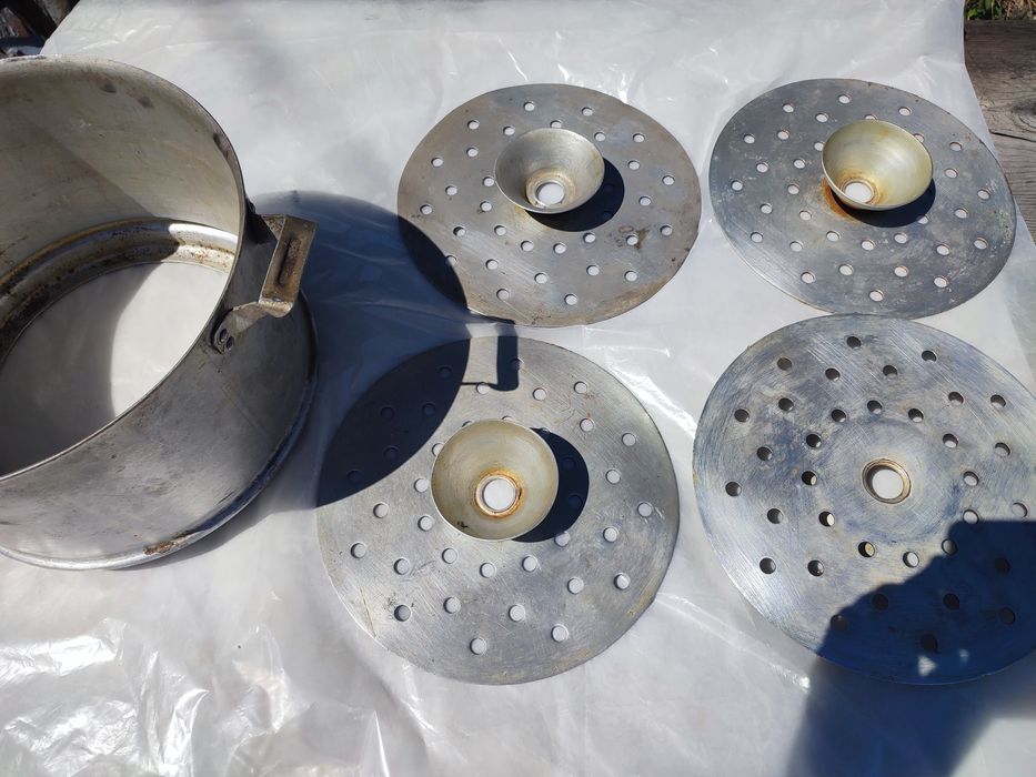 Продам хлебопечку,Чудопечь,мантоварку