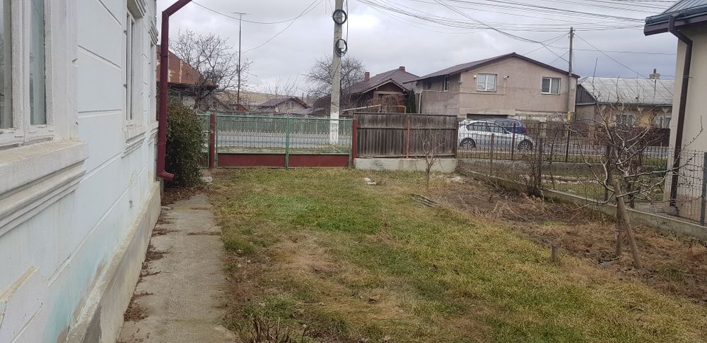 Casa cu teren Harlau