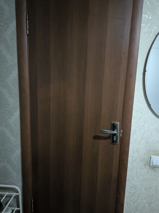 Продам межкомнатные двери