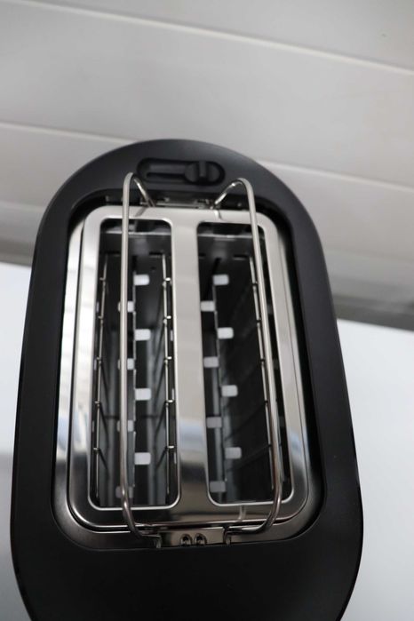 Компактен тостер Bosch MyMoment TAT2M123, вградена приставка за хлебче