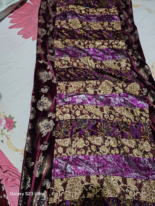 Курпача жилтлари сотилади