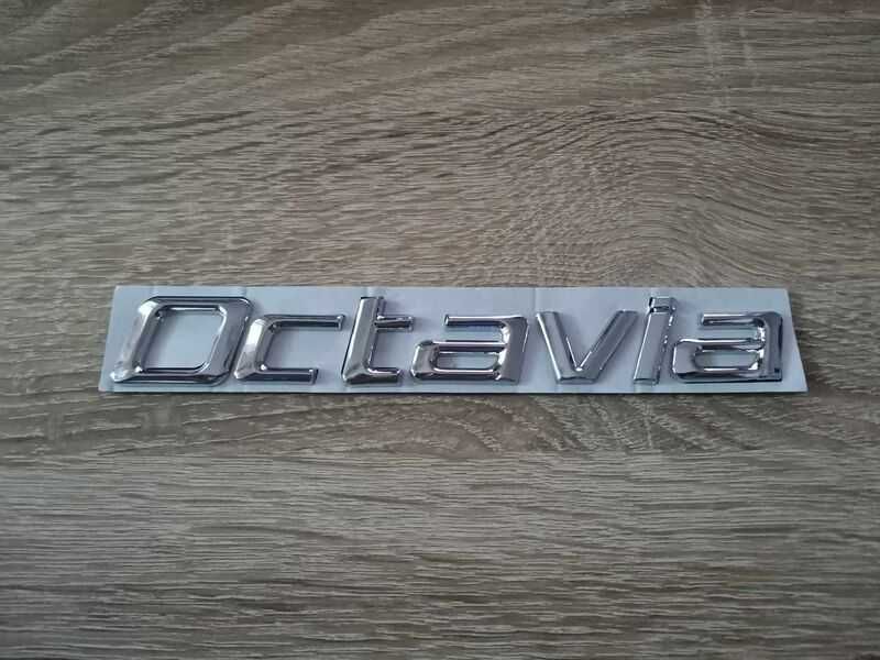 Skoda Octavia сребрист надпис емблема стар стил