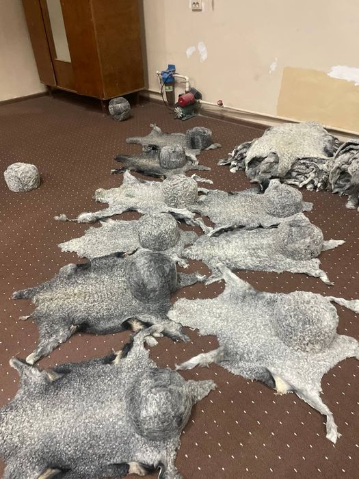 Продается афганский каракуль шапки с воротником