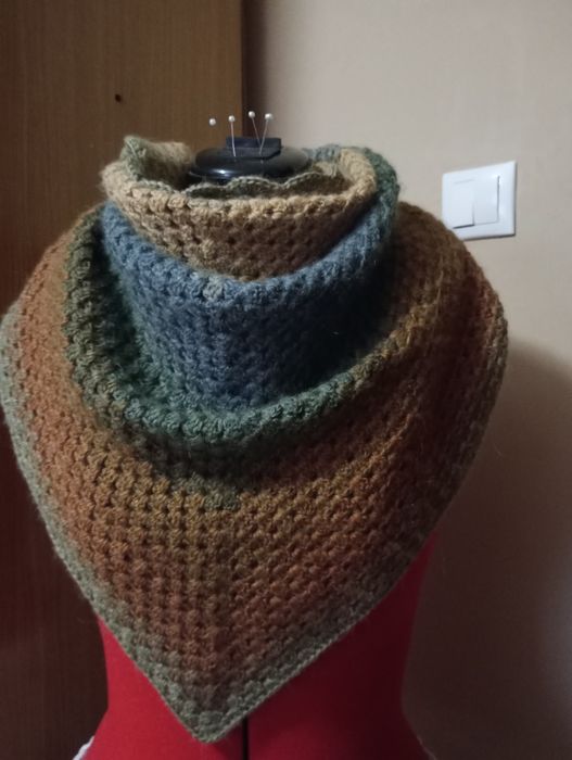 Sal crosetat manual, handmade.