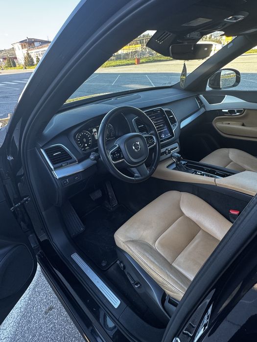 Продавам Volvo Xc 90 2017 320 кс