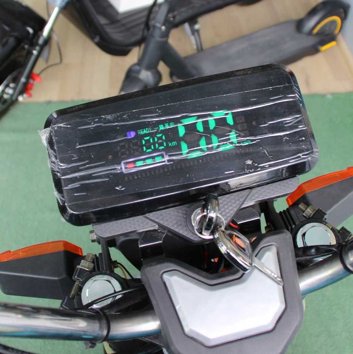 Електрическа товарна триколка HEAVY CARGO 2000W