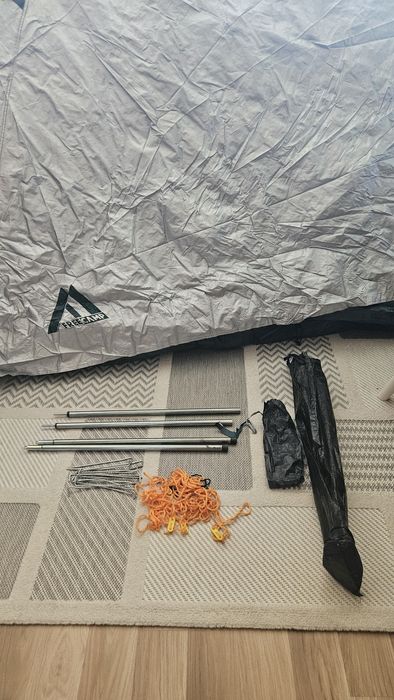 Палатка два слоя 240 х 200 х 152 (Д х Ш х В)