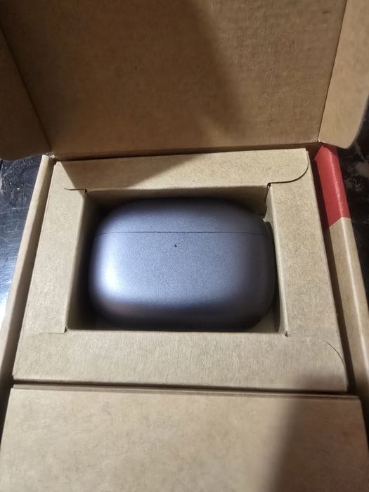 Висок клас слушалки Lenovo