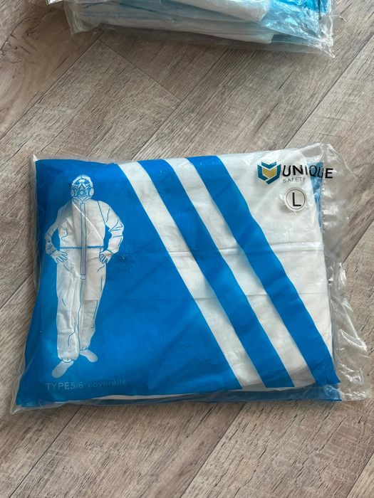 новые костюмы рабочие одноразовые