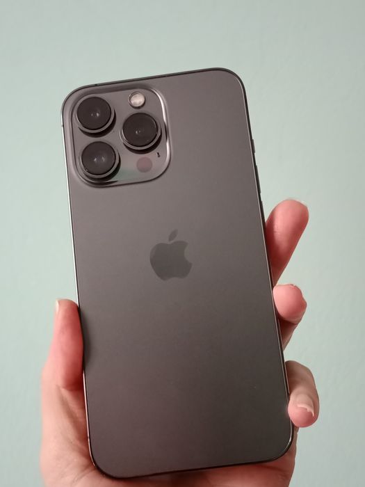 iPhone 13pro продам