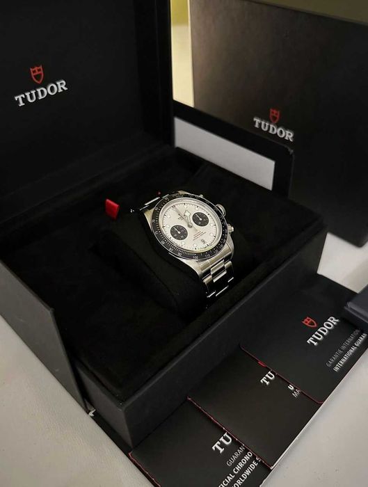 Часы Tudor Black Bay Chrono "Panda"