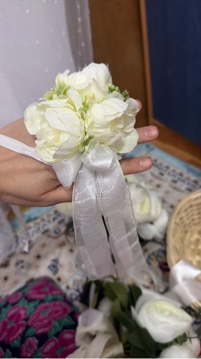 Букет для невестя 1500тг браслет в подарок