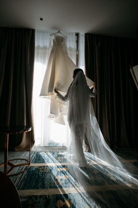 Продам платье , после химчистки