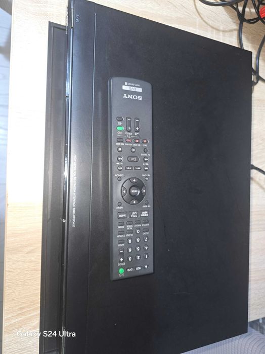DVD Recorder Sony RDR-AT100, în stare bună de funcționare.