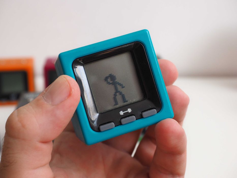 Joc electronic Radica Cube World, prețul este pt 3 bucăți, la alegerea