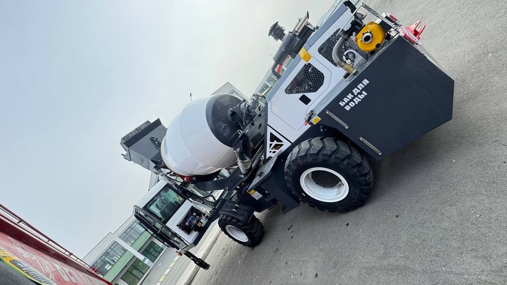 Бетонамешалка JBC Cармих Кармикс 20W 2 m³ sotuvda tayyor