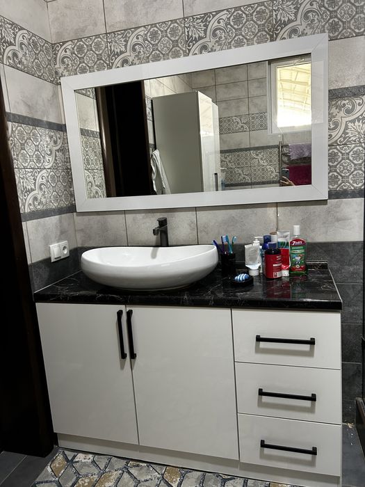 Продаю ванную мебель срочно, дешево