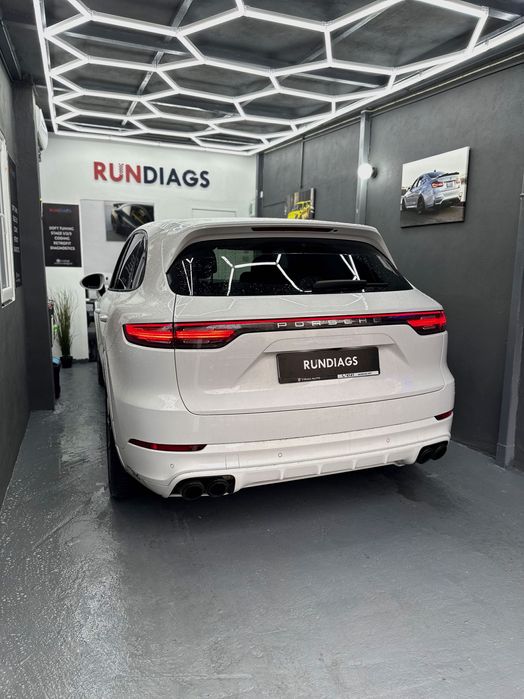 Wireless Apple CarPlay Porsche Cayenne, Macan, 911 etc