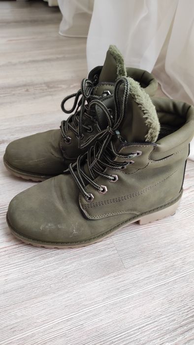 Топли зимни ботуши