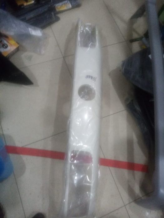 Решётка радиатора, очки фольксваген пассат Б-3