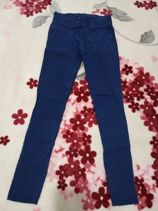 Срочно продаю школьные брюки