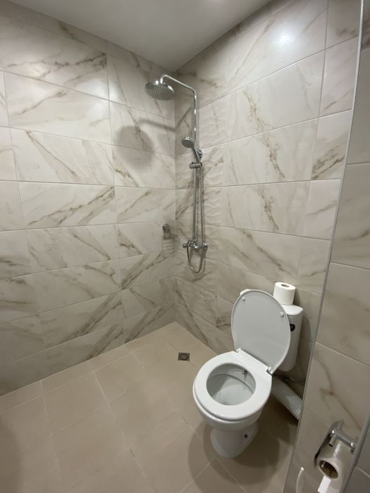 Чисто нов двустаен апартамент с маза и гараж с автоматична врата.