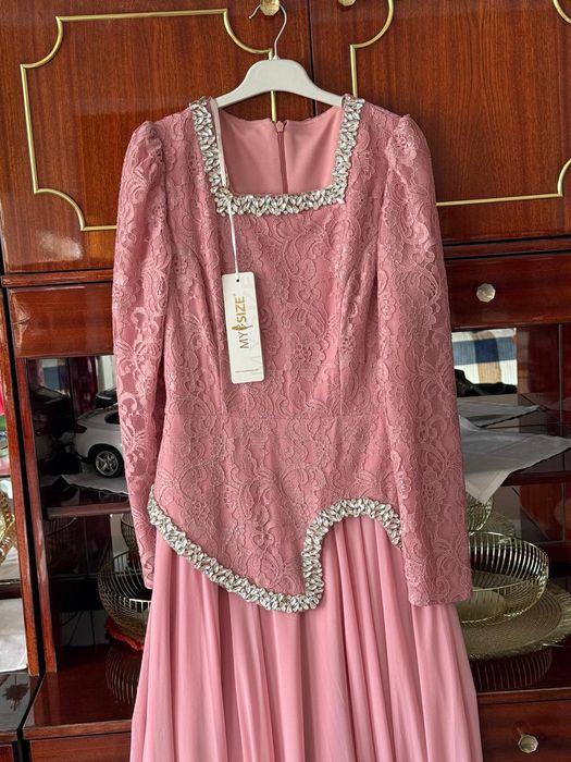 Вечернее платье.