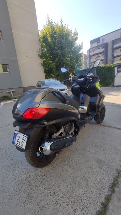 Piaggio LT 500 cc Se conduce cu categoria B