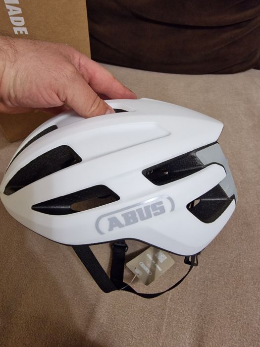Каска за велосипед  ABUS PowerDome