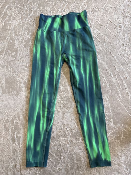Продам спортивные лосины
