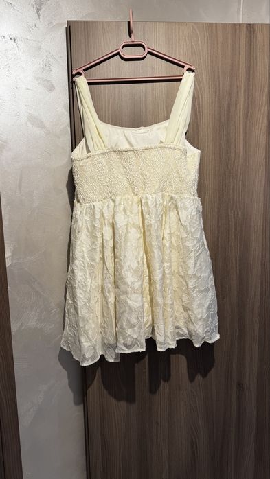 Рокля елегантна нова