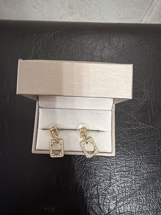 Серьги (бижутерия)