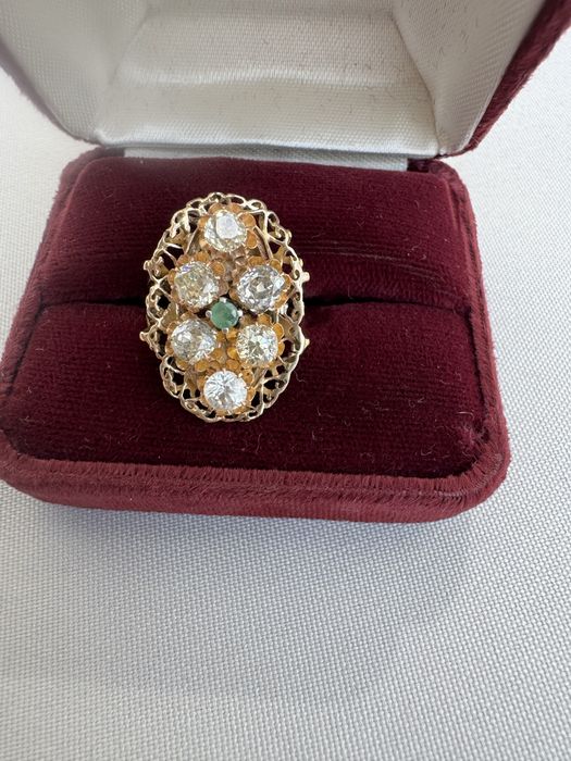 Inel din aur, diamante si smarald
