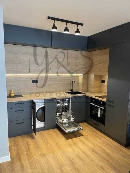 Дава се под наем Двустаен апартамент в Пловдив, Остромила - 70 кв.м за 550 € - Снимка #3