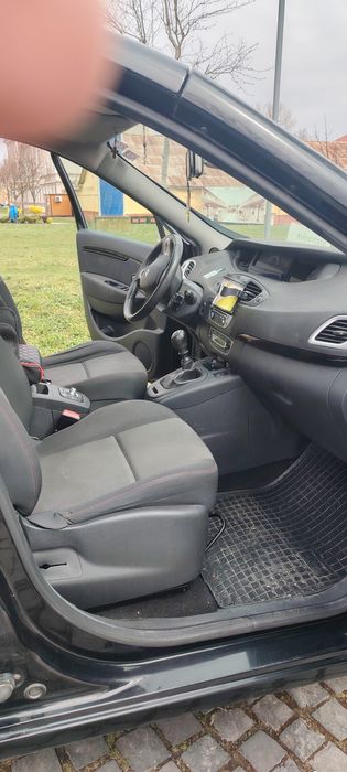 Renault scenic 1.5 Dci 2012
