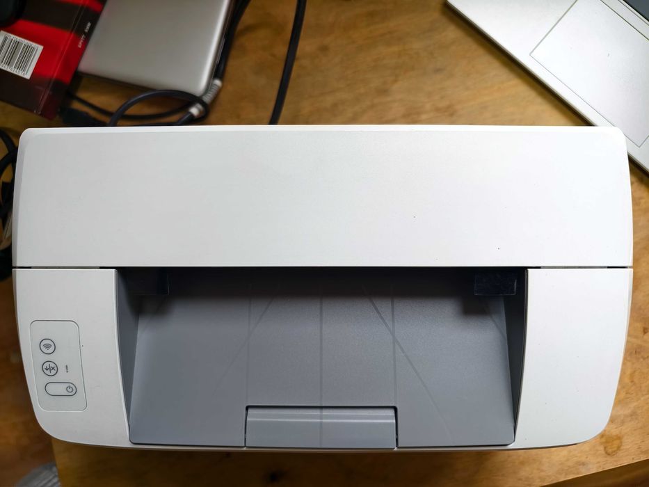 Принтер HP LaserJet M111w-Черно-белый
