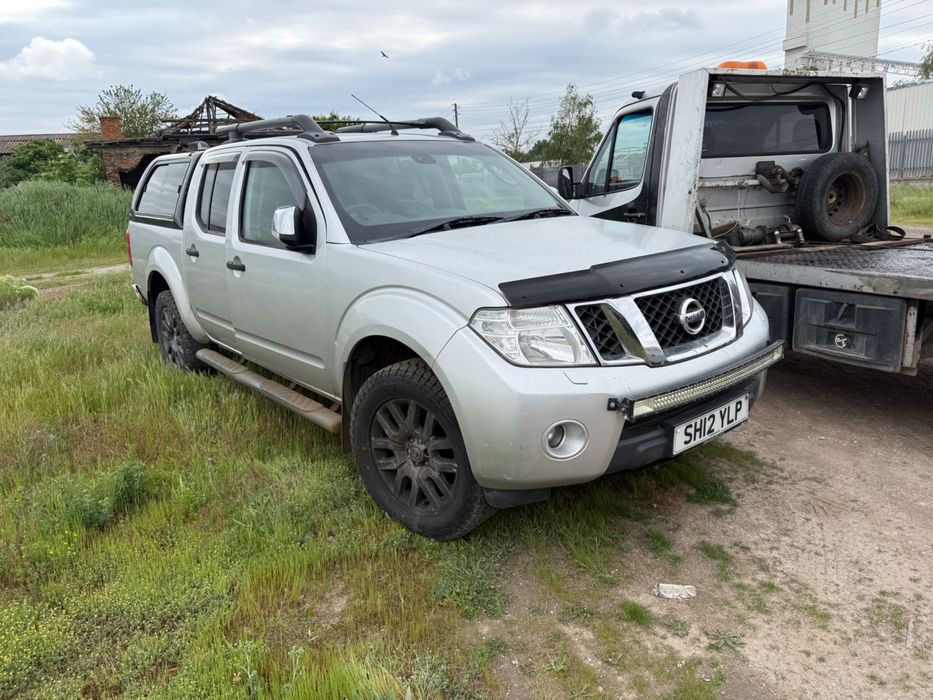 На части Nissan Navara 3.0 dci автоматик 2012