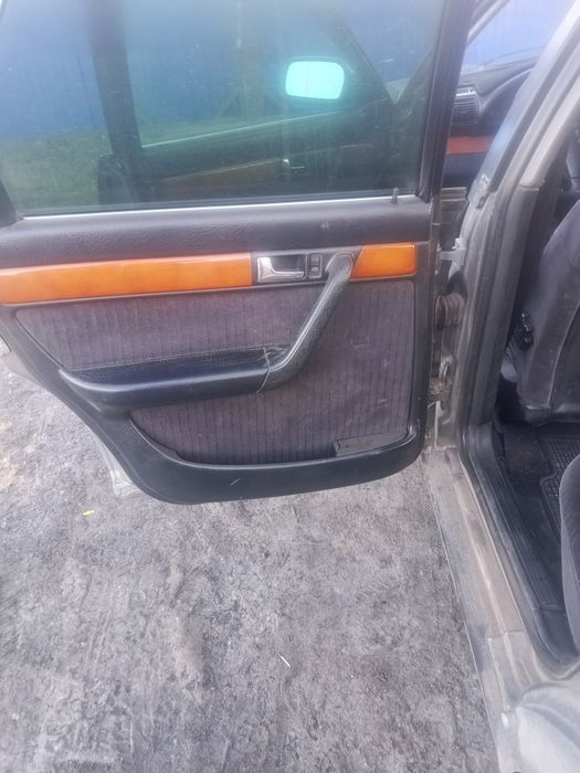 Продам Ауди 100 с4 2.6