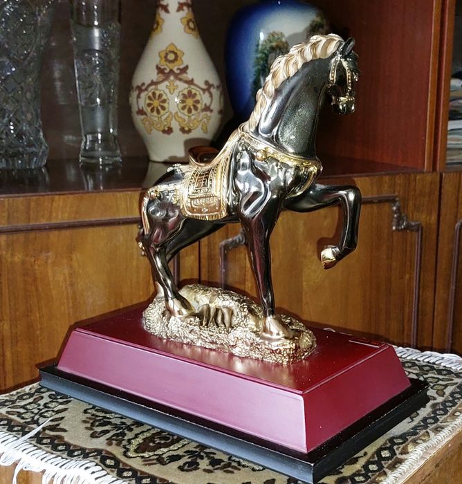 Статуэтка "Конь"