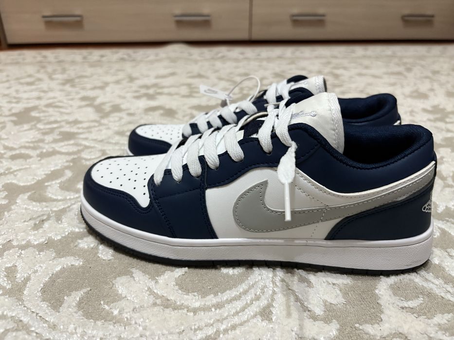 Кроссовки air jordan