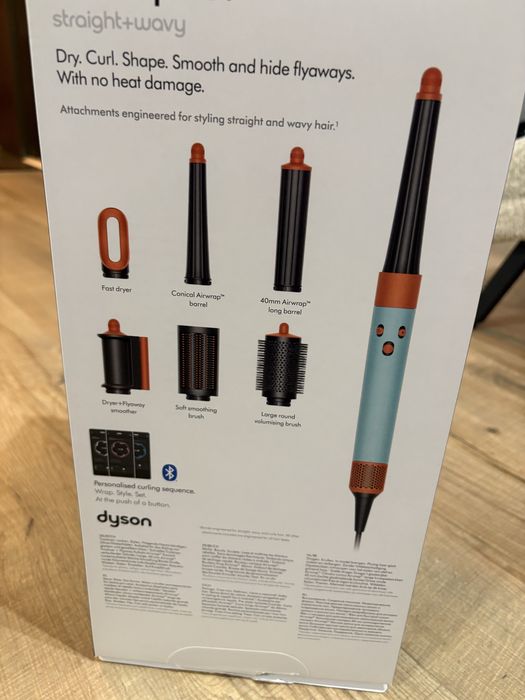 Dyson Airwrap i.d. HS08 Straight+Wavy с 6 приставки